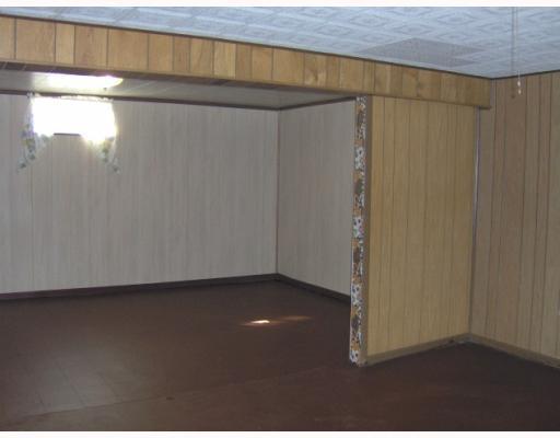 985 North Whitmore Road North Huntingdon, PA 15642 - Photo 9 of 11 Den/Family/Great Room. 24X14 Familyroom