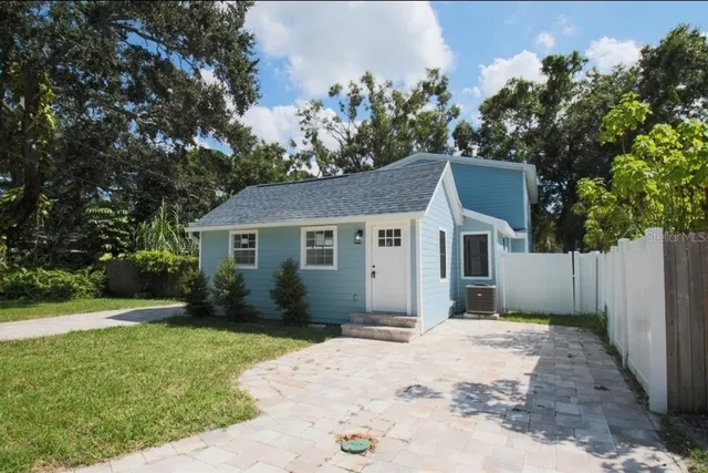 $470,000 | 6160 71st Avenue North, Pinellas Park, FL 33781