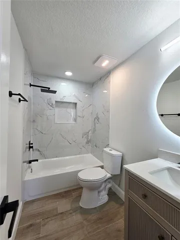 $470,000 | 6160 71st Avenue North, Pinellas Park, FL 33781