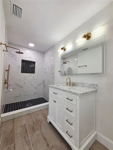 $470,000 | 6160 71st Avenue North, Pinellas Park, FL 33781