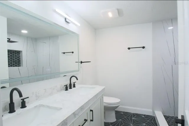 $470,000 | 6160 71st Avenue North, Pinellas Park, FL 33781