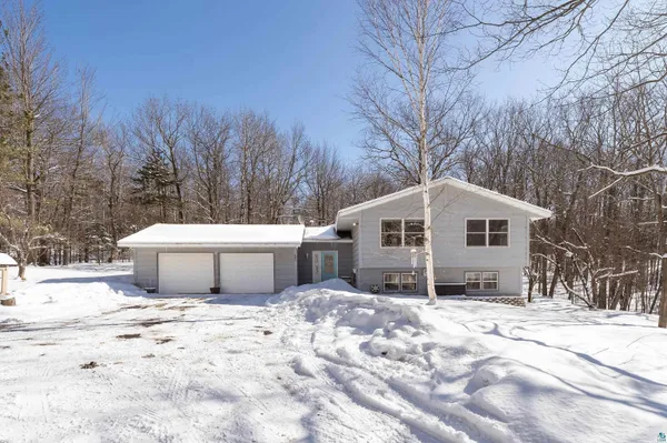 $485,000 | 5947 East St Louis River Road, Proctor, MN 55810