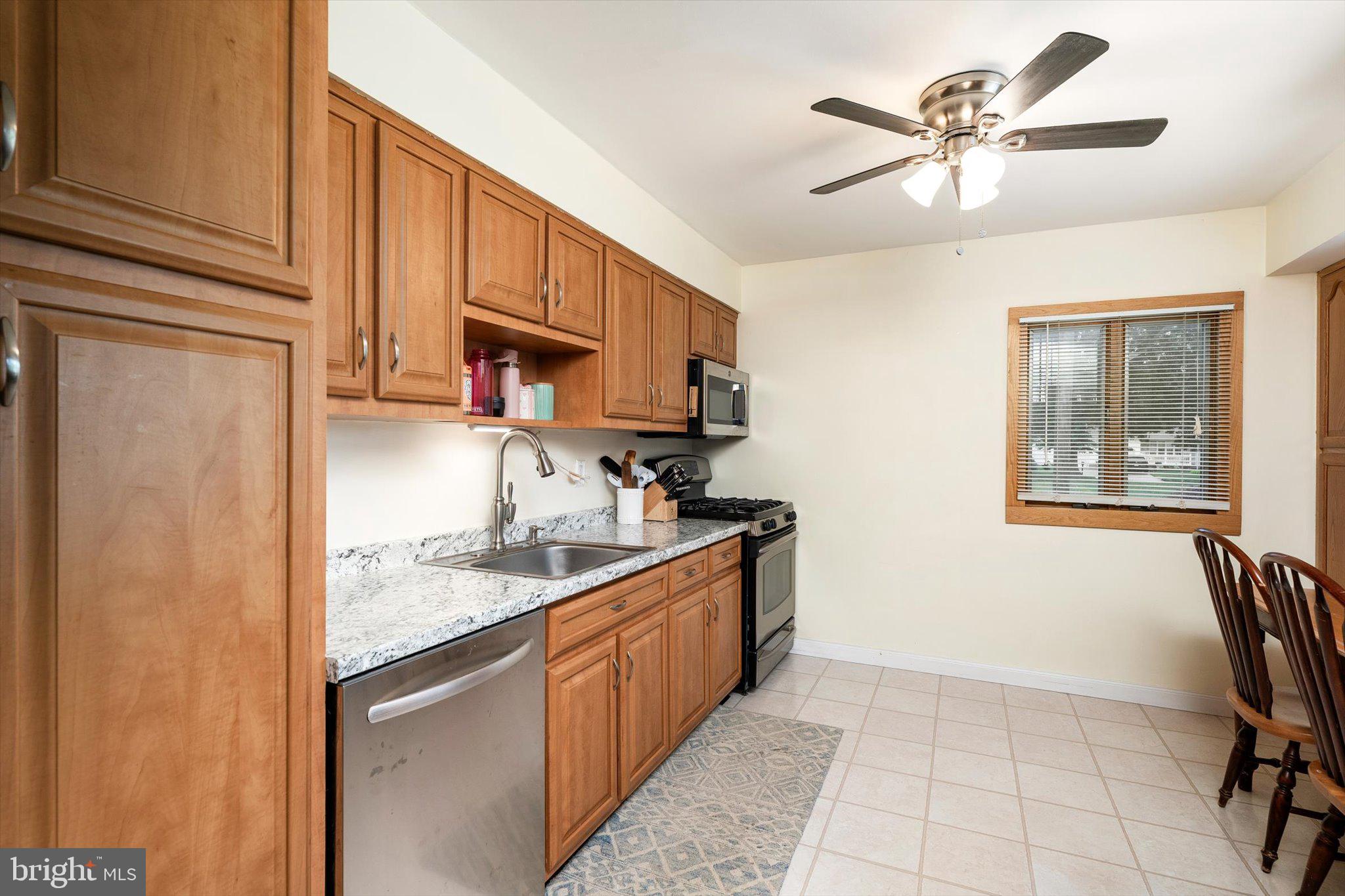 1 Hastings Road Hamilton, NJ 08620 - Photo 9 of 28
