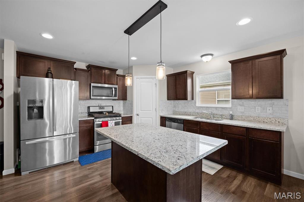 1003 Koenig Drive Godfrey, IL 62035 - Photo 14 of 32