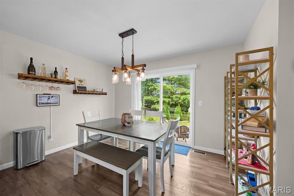 1003 Koenig Drive Godfrey, IL 62035 - Photo 15 of 32