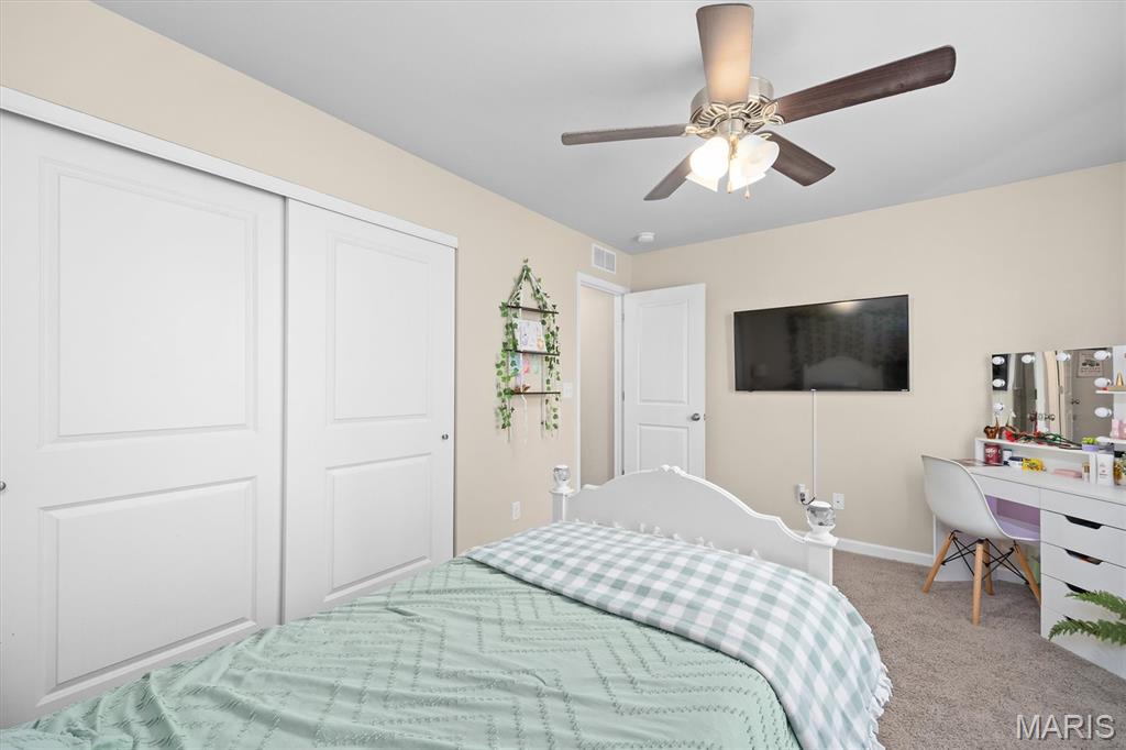 1003 Koenig Drive Godfrey, IL 62035 - Photo 6 of 32