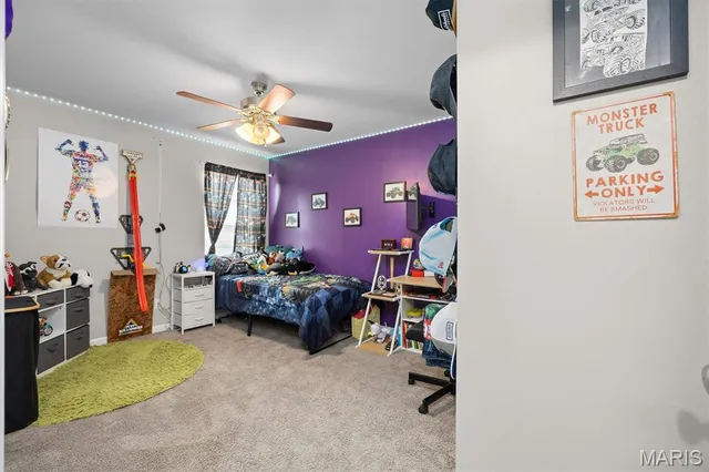 $279,000 | 1003 Koenig Drive, Godfrey, IL 62035