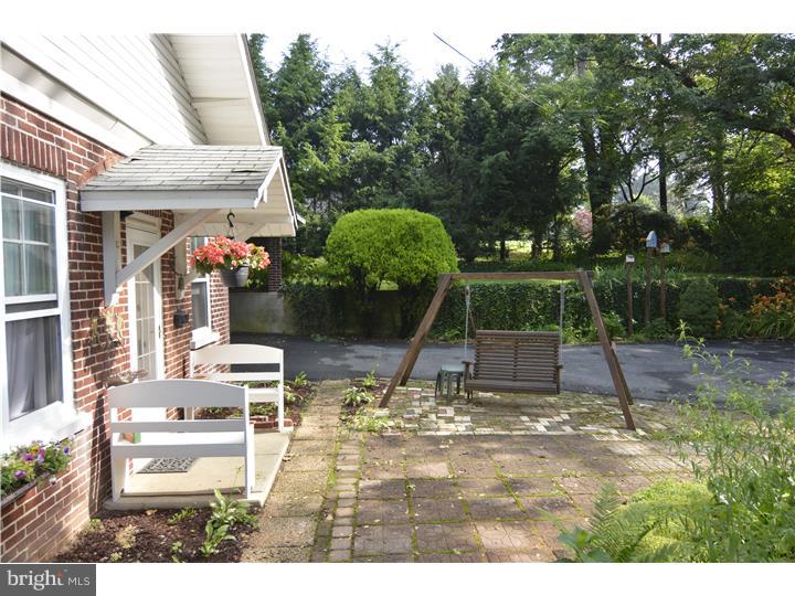 9 Hawthorne Road Wyomissing, PA 19609 - Photo 3 of 24 Gallery Image 3