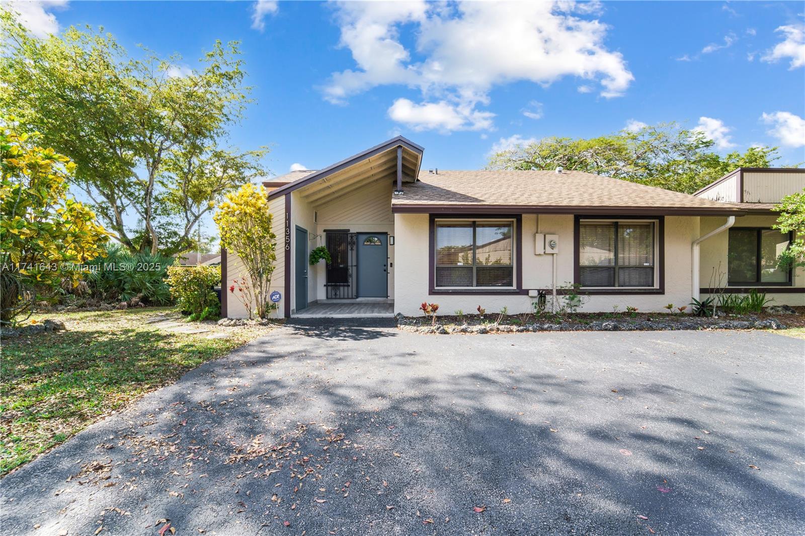 11356 Southwest 116th Terrace Road Miami, FL 33176 - Photo 1 of 26 Gallery Image 1