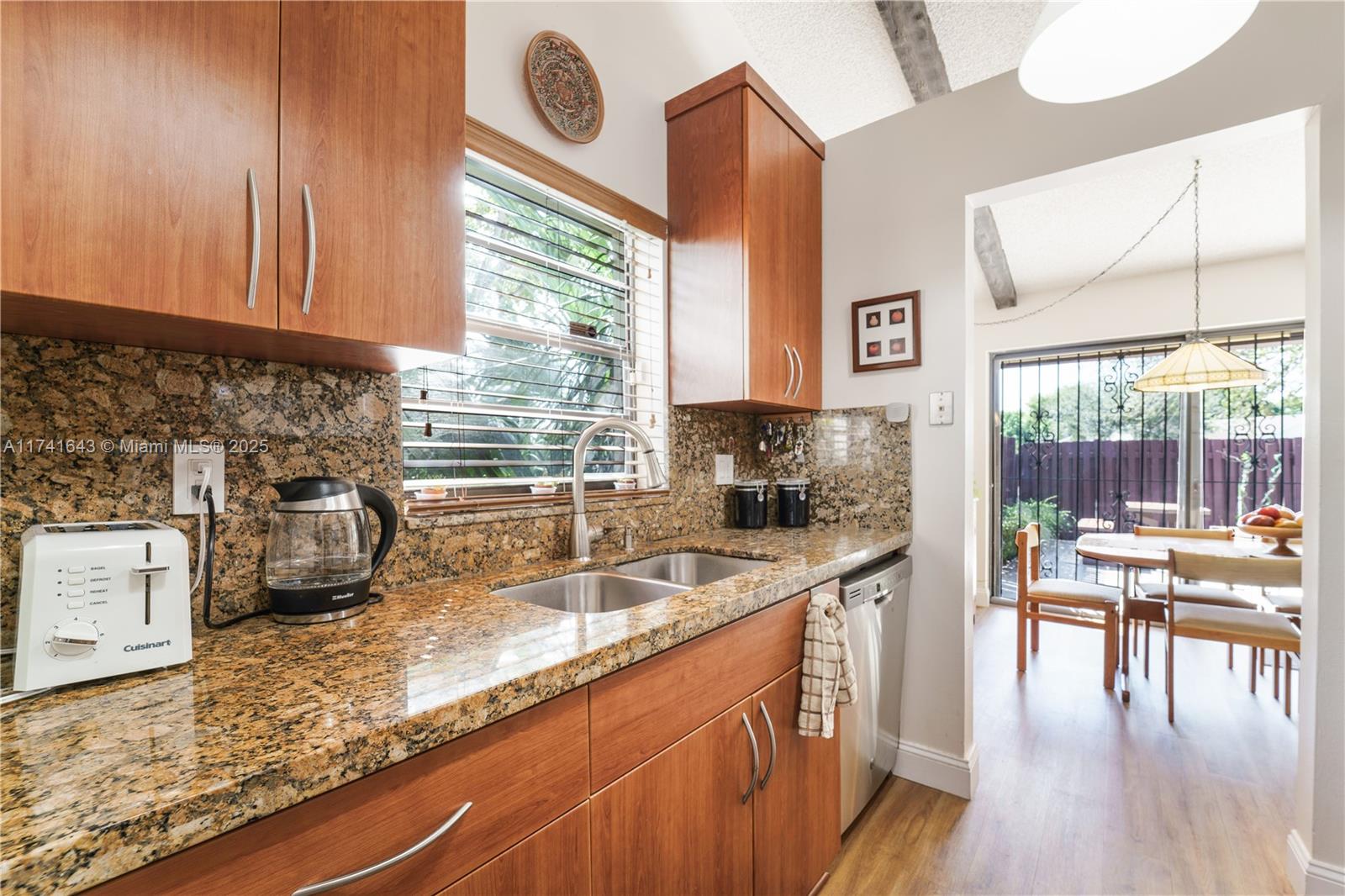 11356 Southwest 116th Terrace Road Miami, FL 33176 - Photo 14 of 26 Gallery Image 14