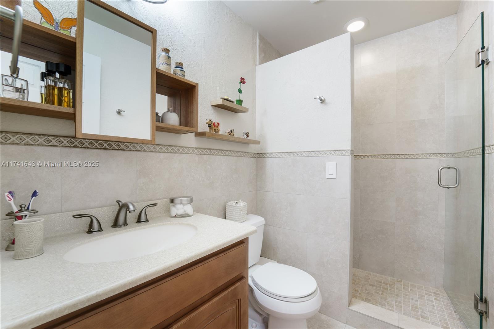 11356 Southwest 116th Terrace Road Miami, FL 33176 - Photo 21 of 26 Gallery Image 21
