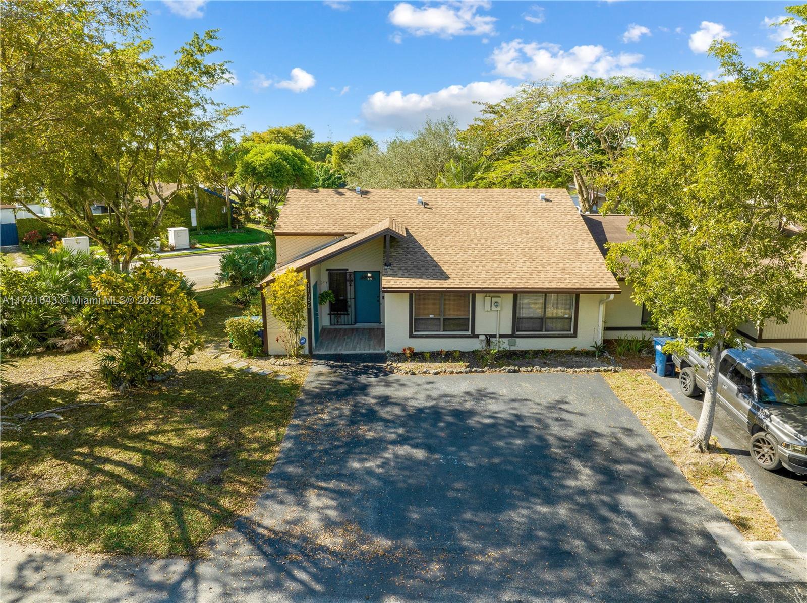 11356 Southwest 116th Terrace Road Miami, FL 33176 - Photo 23 of 26 Gallery Image 23