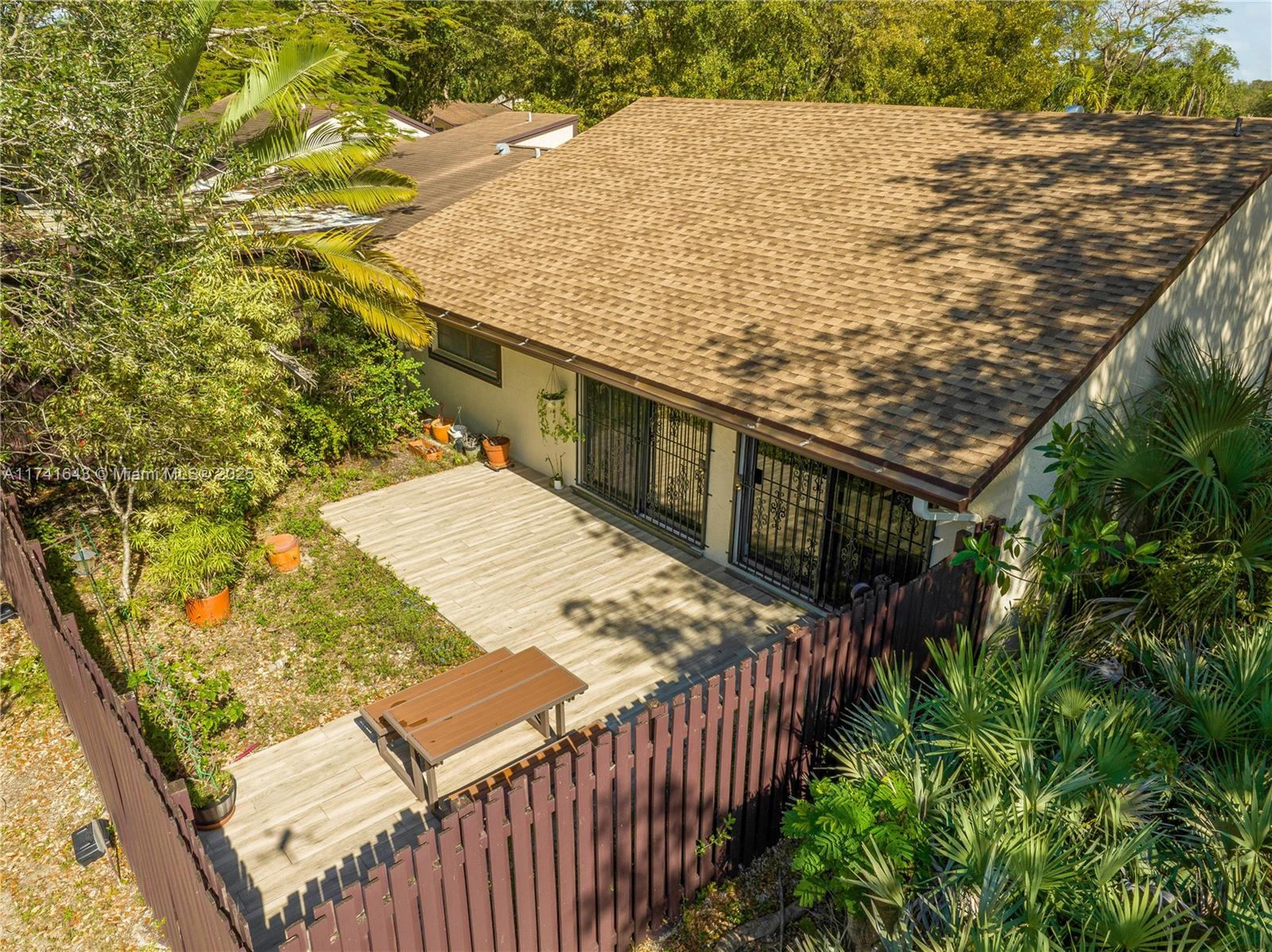 11356 Southwest 116th Terrace Road Miami, FL 33176 - Photo 24 of 26 Gallery Image 24