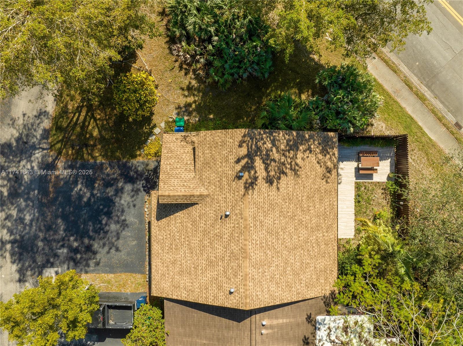 11356 Southwest 116th Terrace Road Miami, FL 33176 - Photo 25 of 26 Gallery Image 25