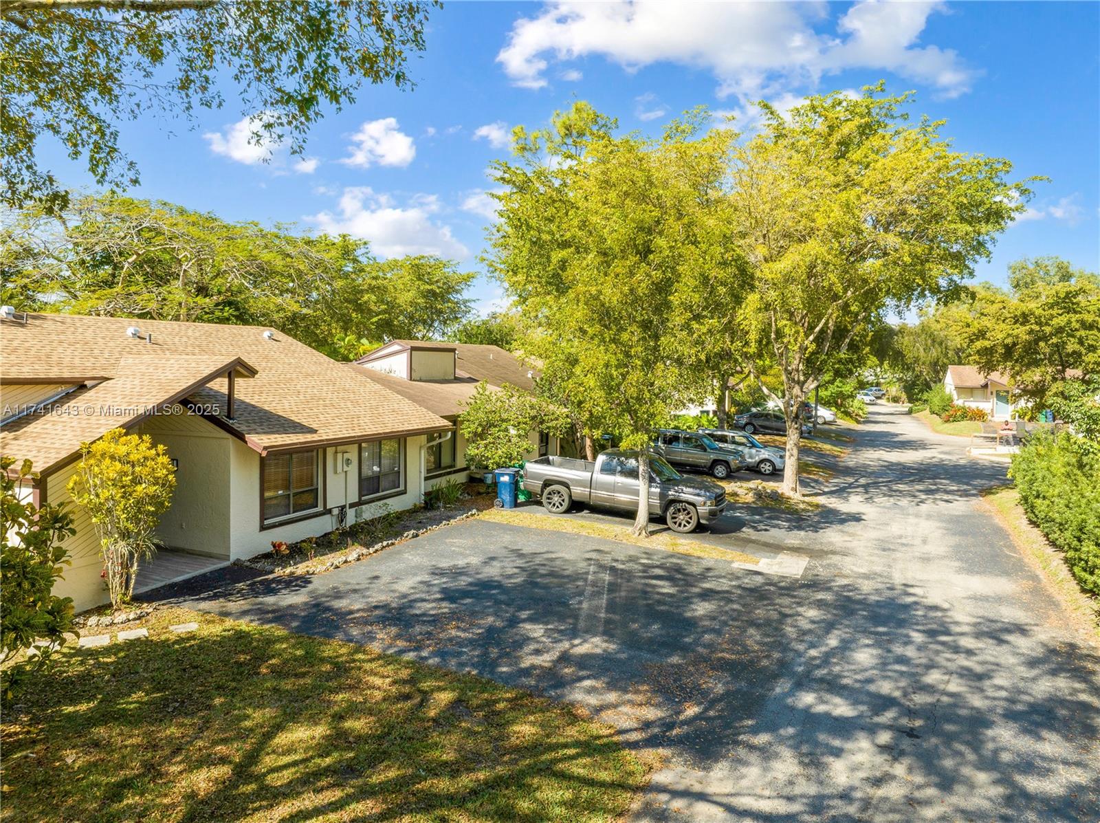 11356 Southwest 116th Terrace Road Miami, FL 33176 - Photo 26 of 26 Gallery Image 26
