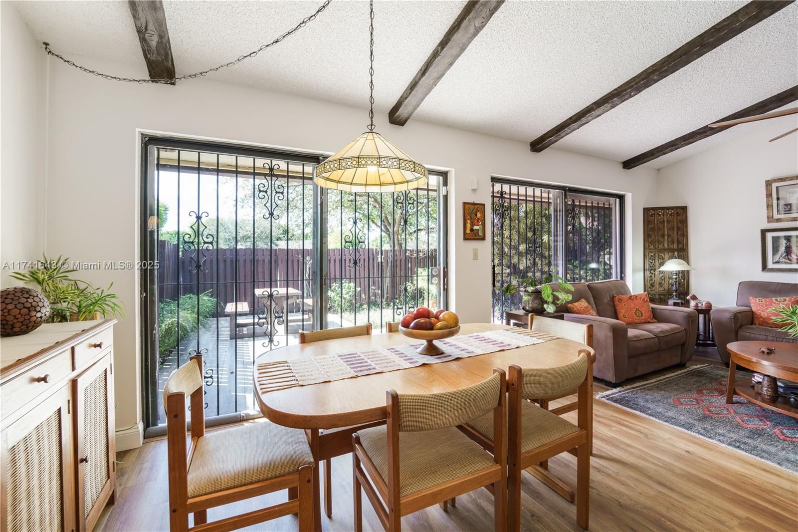 11356 Southwest 116th Terrace Road Miami, FL 33176 - Photo 4 of 26 Gallery Image 4