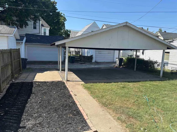 $215,000 | 504 Casselberry Avenue, Evansville, IN 47712