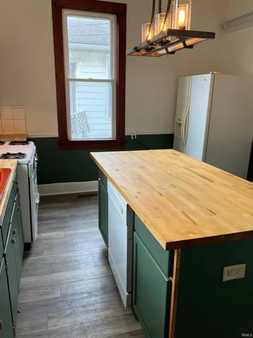 $240,000 | 504 Casselberry Avenue, Evansville, IN 47712