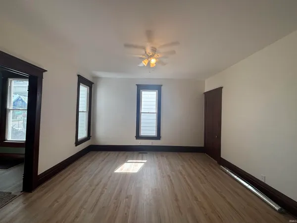 $215,000 | 504 Casselberry Avenue, Evansville, IN 47712