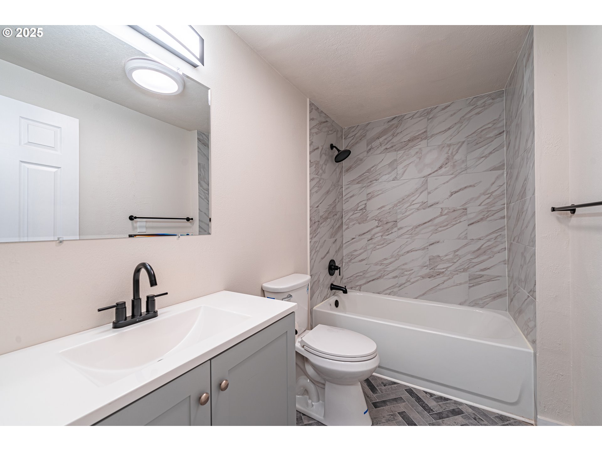90885 Angels Flight Road Walterville, OR 97489 - Photo 11 of 30 Gallery Image 11