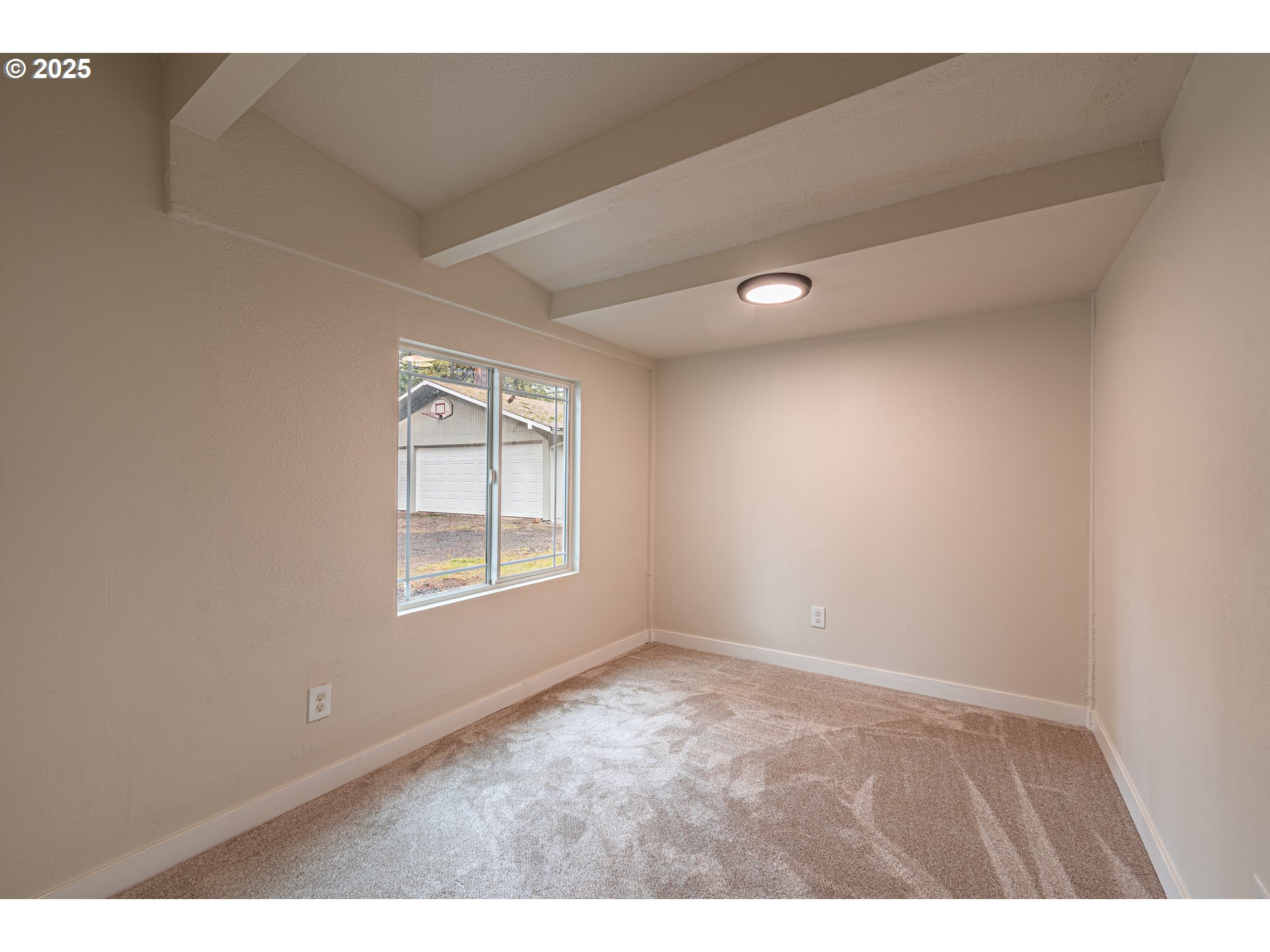 90885 Angels Flight Road Walterville, OR 97489 - Photo 13 of 30 Gallery Image 13