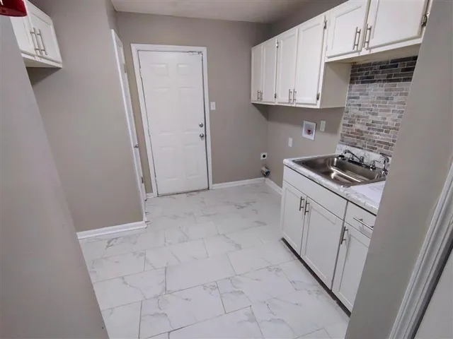 $995 | 679 Leath Street, Memphis, TN 38107