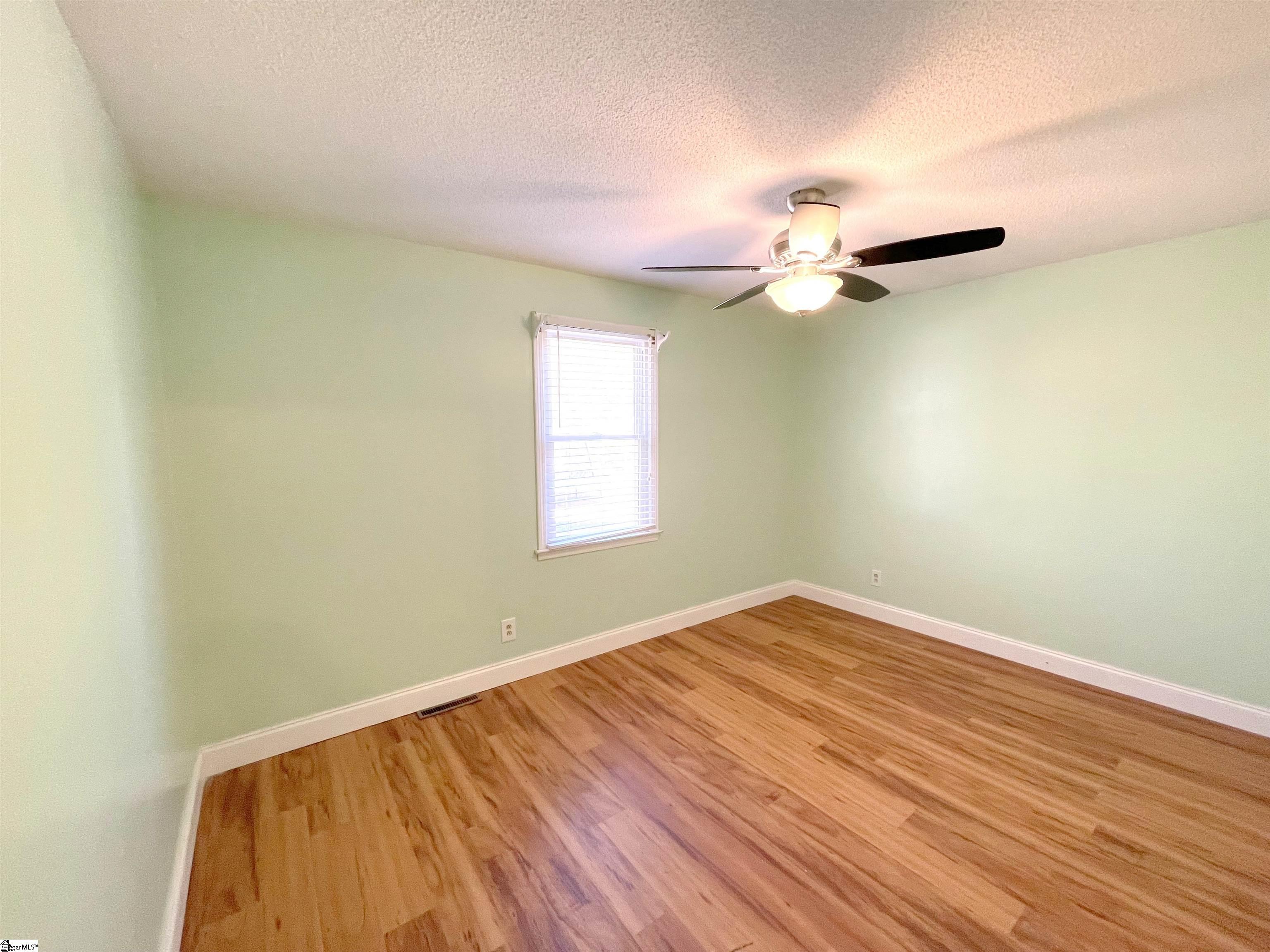 500 Taylor Road Honea Path, SC 29654 - Photo 14 of 36
