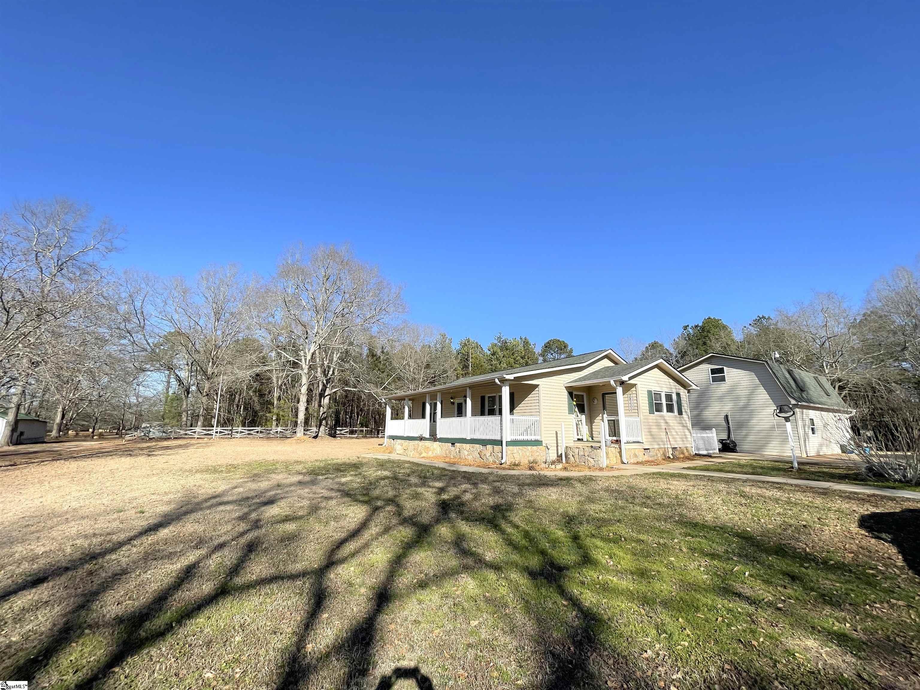 500 Taylor Road Honea Path, SC 29654 - Photo 2 of 36