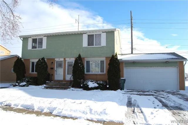 $1,200 | 69 Sable Palm Drive, Depew, NY 14043