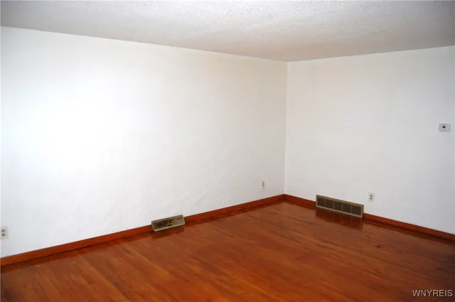 $1,200 | 69 Sable Palm Drive, Depew, NY 14043