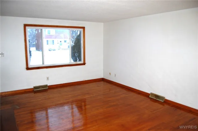 $1,200 | 69 Sable Palm Drive, Depew, NY 14043