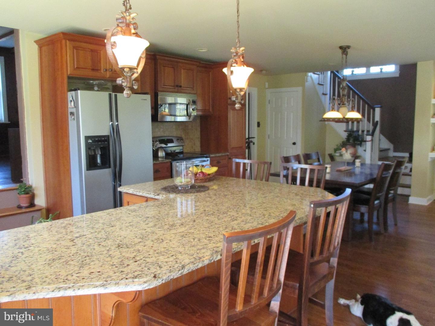 395 Eagle Road Newtown, PA 18940 - Photo 3 of 25 Gallery Image 3