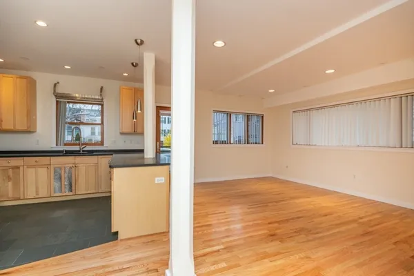 $4,400 | 224-226 Hurley Street, Unit 1, Cambridge, MA 02141