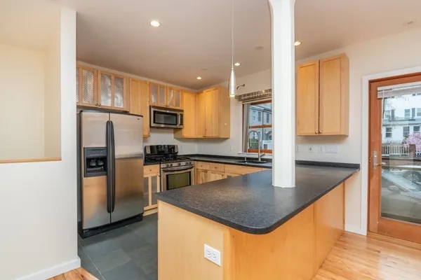 $4,400 | 224-226 Hurley Street, Unit 1, Cambridge, MA 02141