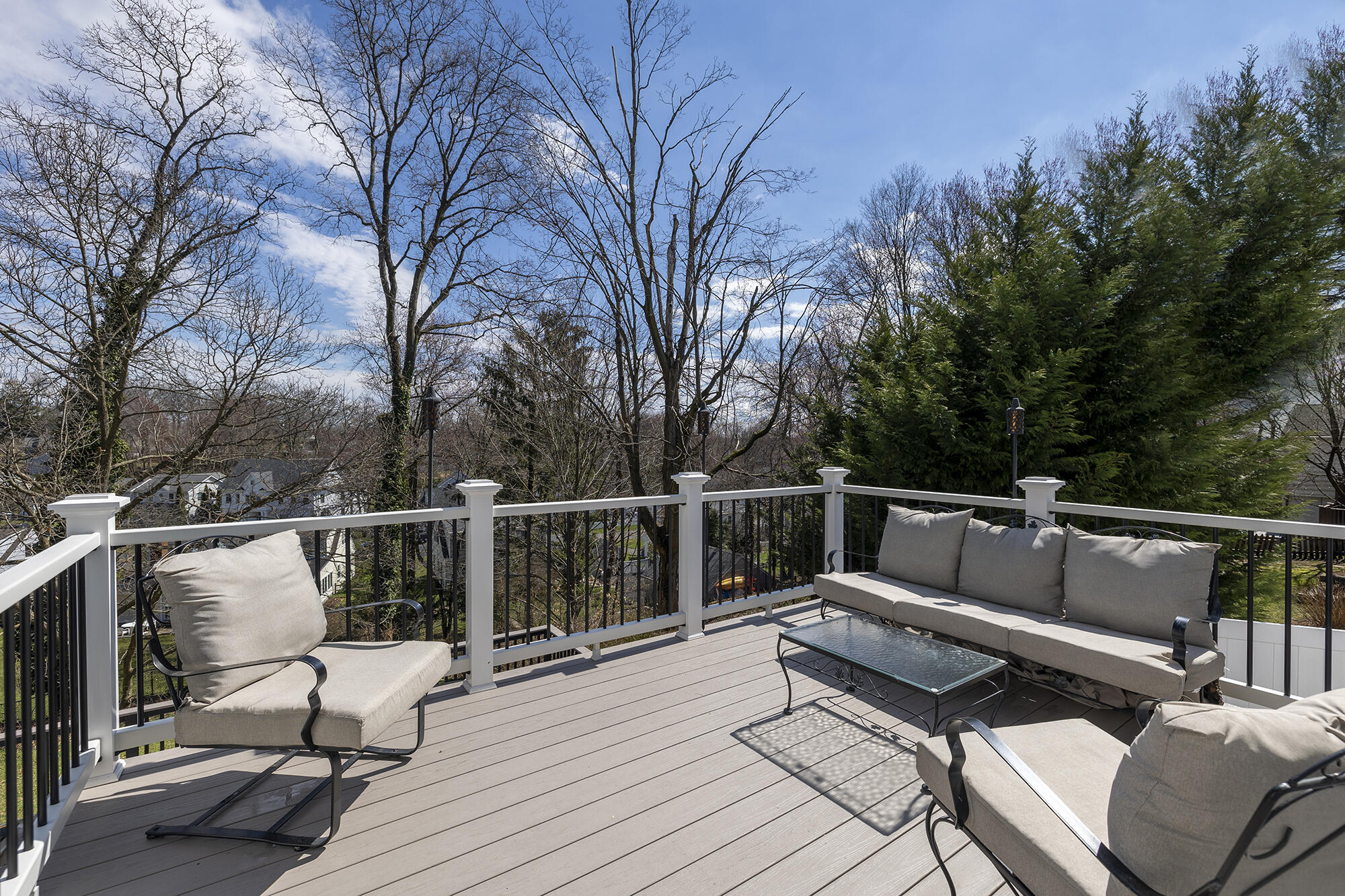 47 Hilton Street Darien, CT 06820 - Photo 14 of 34 47HiltonStreetDarienCT_41-mls