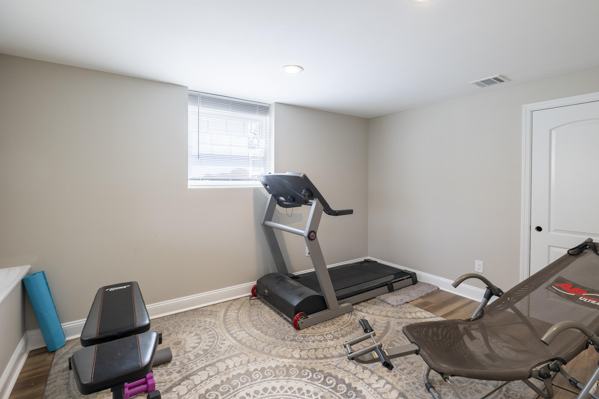47 Hilton Street Darien, CT 06820 - Photo 26 of 34 47HiltonStreetDarienCT-mls-50