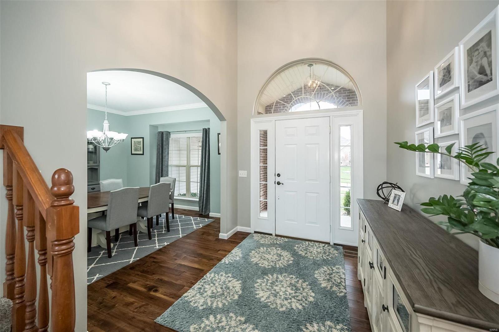 930 Sill Ridge Dr. O'Fallon, MO 63368 - Photo 4 of 62 Gallery Image 4