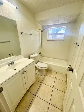 $1,850 | 3194 Green Acres Avenue, Largo, FL 33771