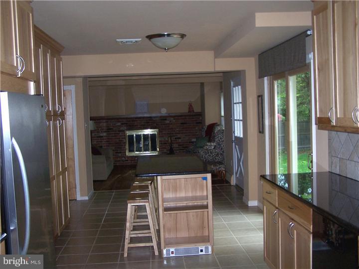 105 Pine Valley Road Doylestown, PA 18901 - Photo 3 of 19 Kitchen