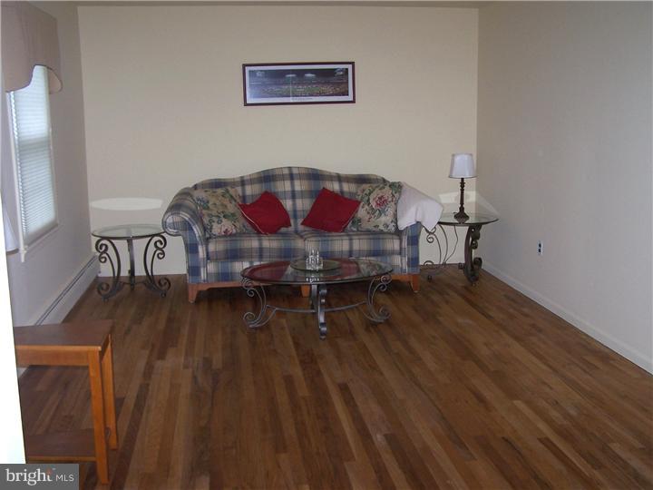 105 Pine Valley Road Doylestown, PA 18901 - Photo 4 of 19 Living Room