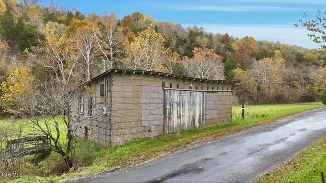 $490,000 | 5367 Clinch Mountain Road, Eidson, TN 37731