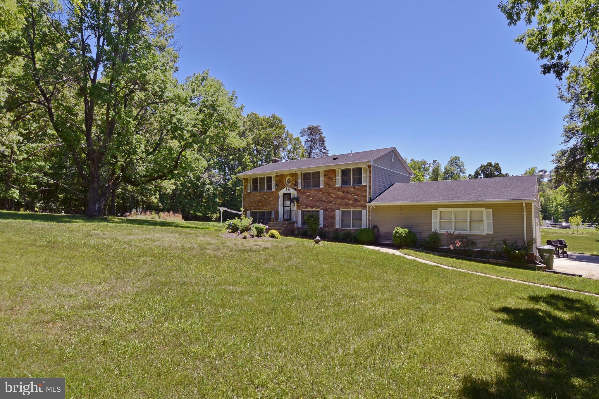 15901 Accolawn Road Accokeek, MD 20607 - Photo 2 of 29 Exterior (Front)