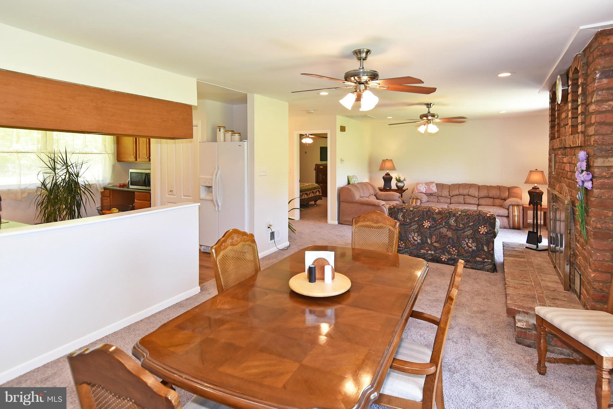 15901 Accolawn Road Accokeek, MD 20607 - Photo 11 of 29 Dining Room