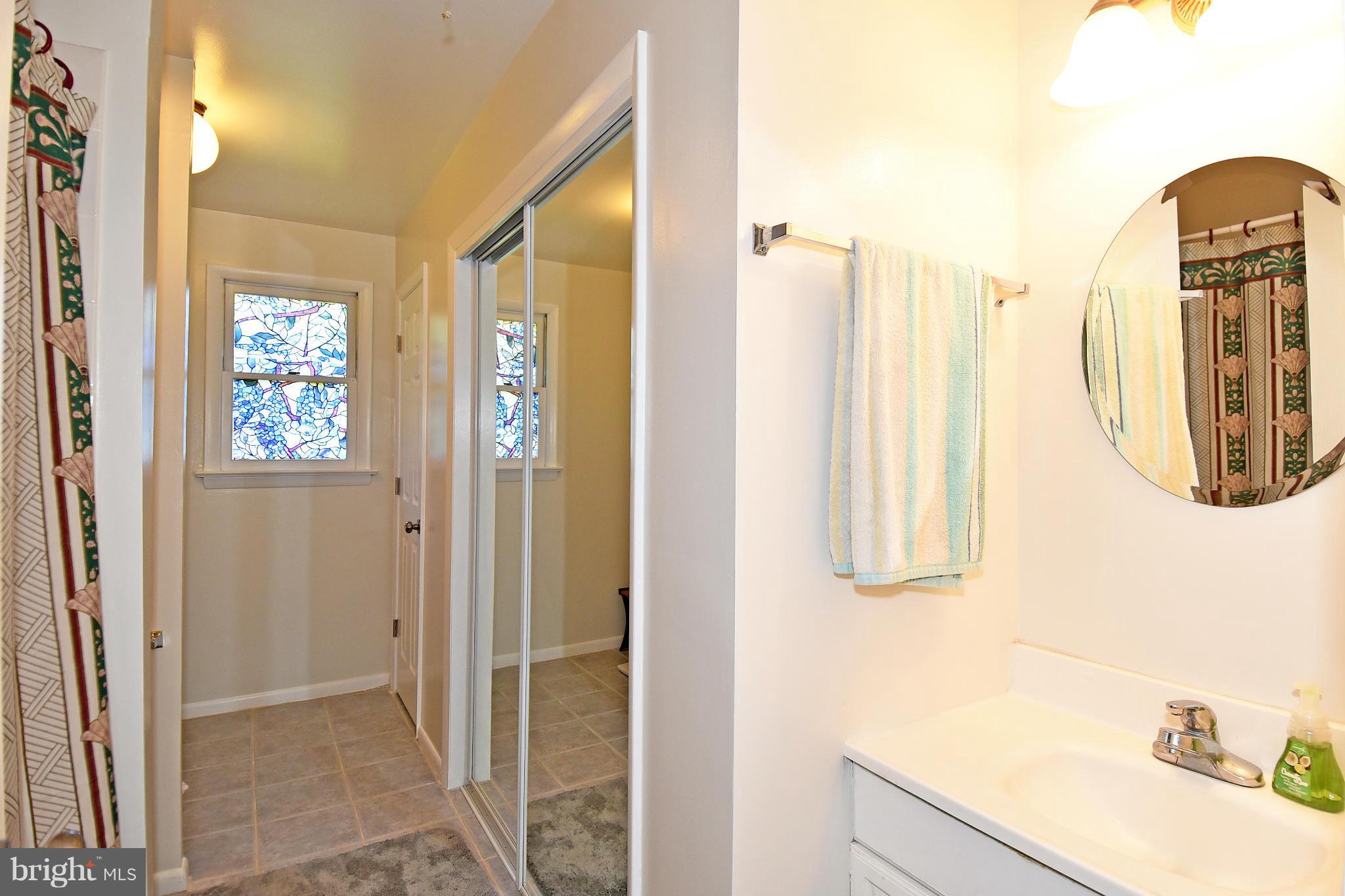 15901 Accolawn Road Accokeek, MD 20607 - Photo 20 of 29 Bath (Master)