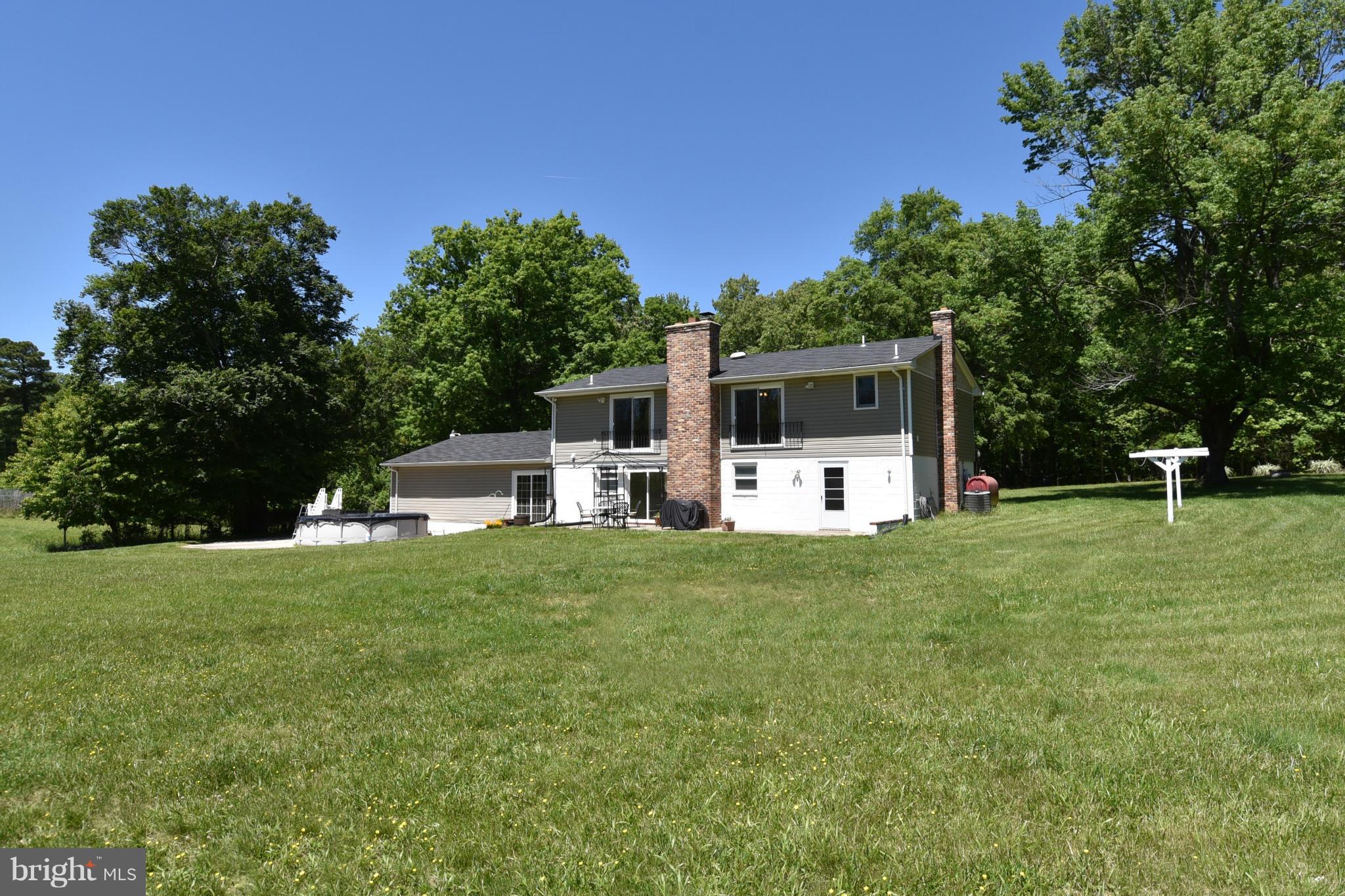 15901 Accolawn Road Accokeek, MD 20607 - Photo 3 of 29 Exterior (Rear)