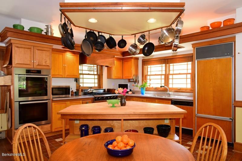 131 E Road Alford, MA 01266 - Photo 6 of 25 dining/kitchen area