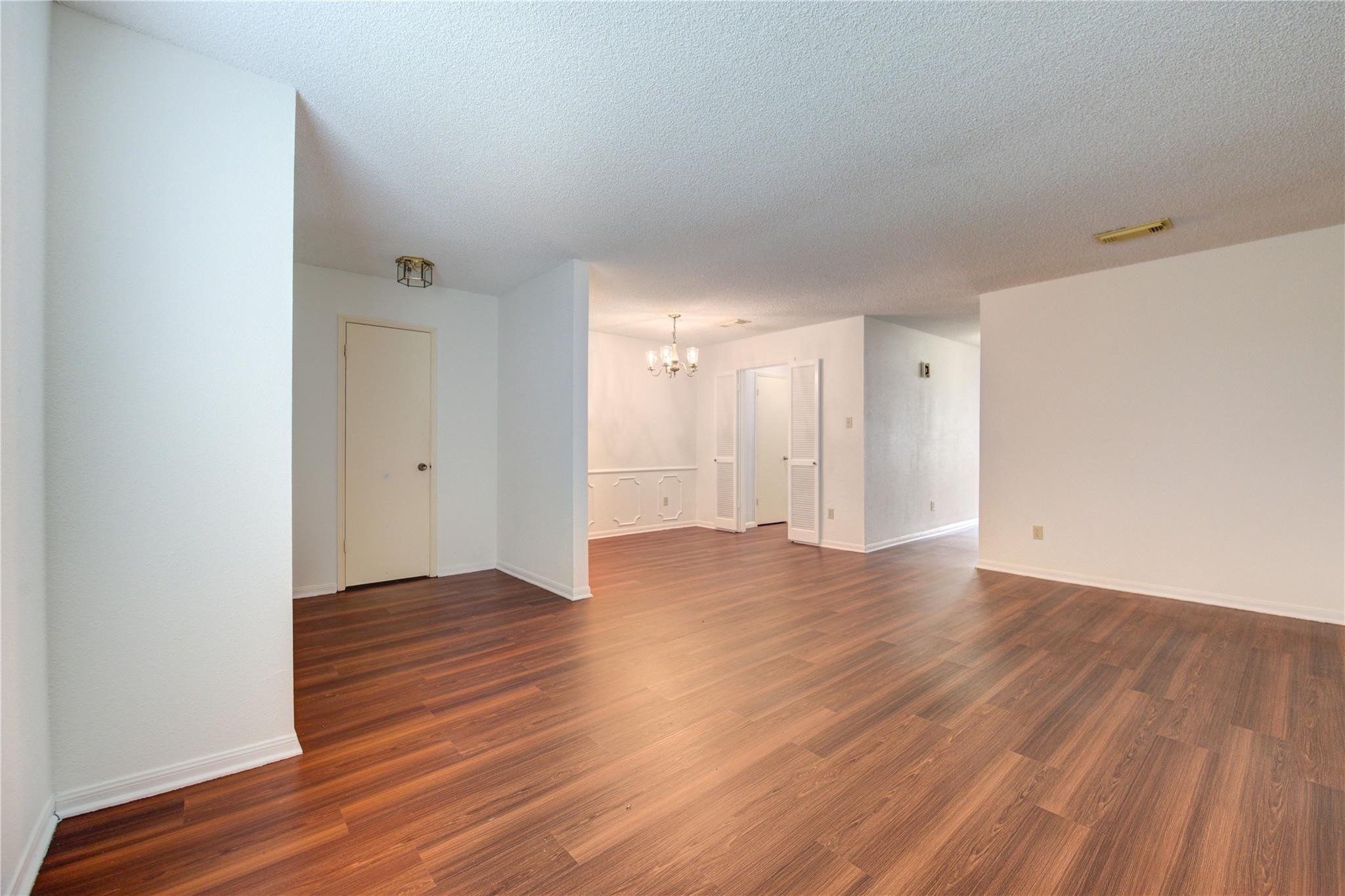 14407 Still Meadow Drive Houston, TX 77079 - Photo 13 of 35