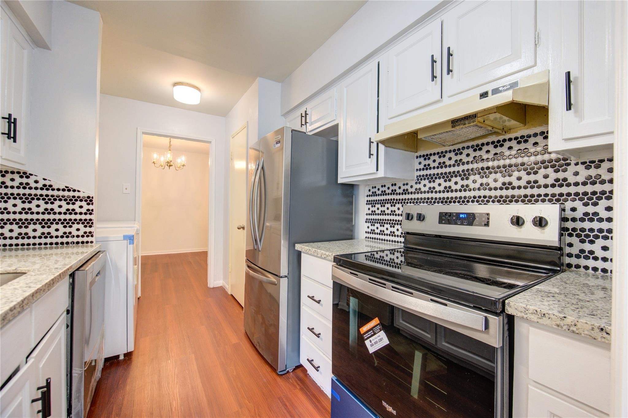 14407 Still Meadow Drive Houston, TX 77079 - Photo 5 of 35