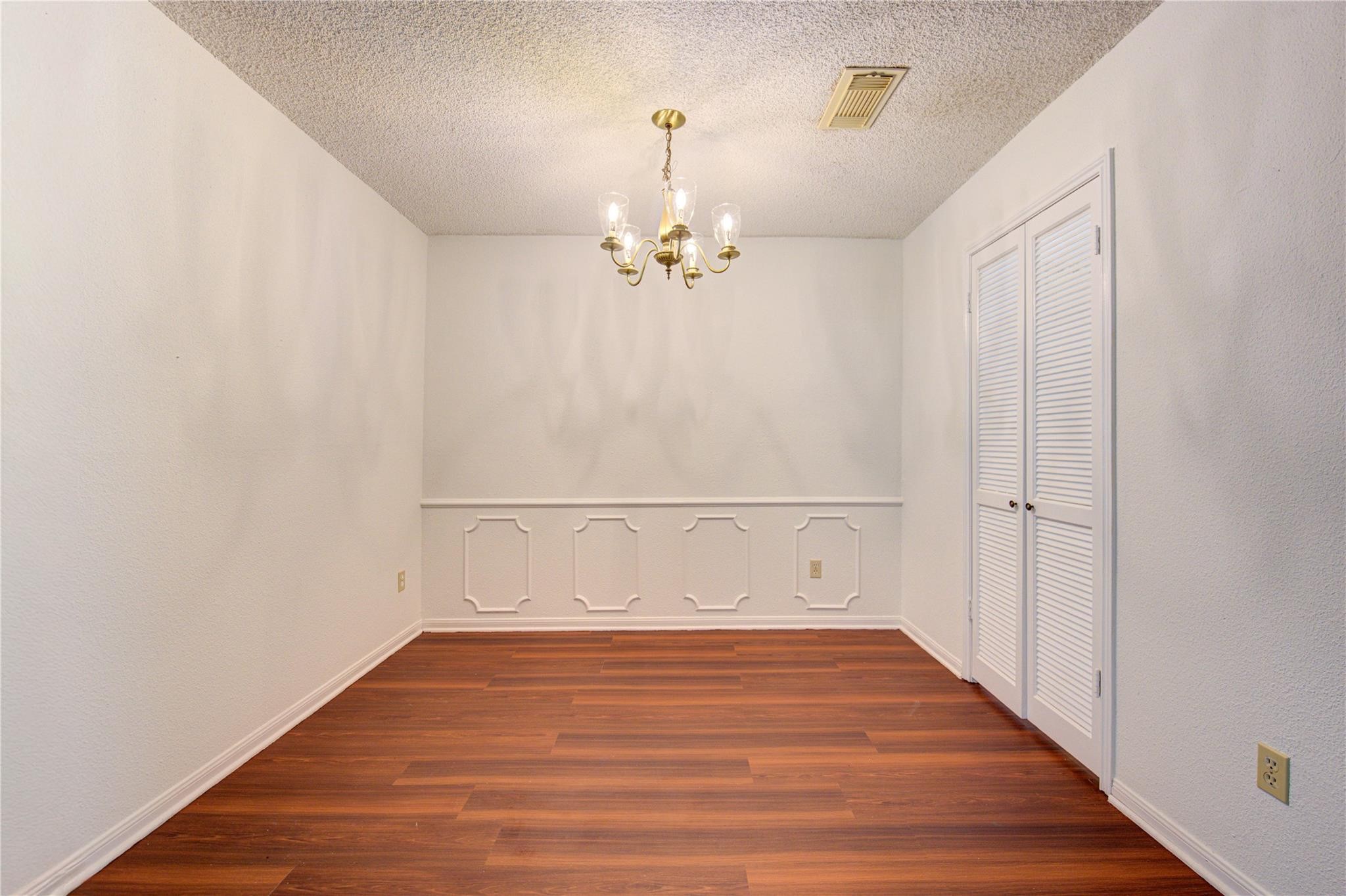 14407 Still Meadow Drive Houston, TX 77079 - Photo 8 of 35