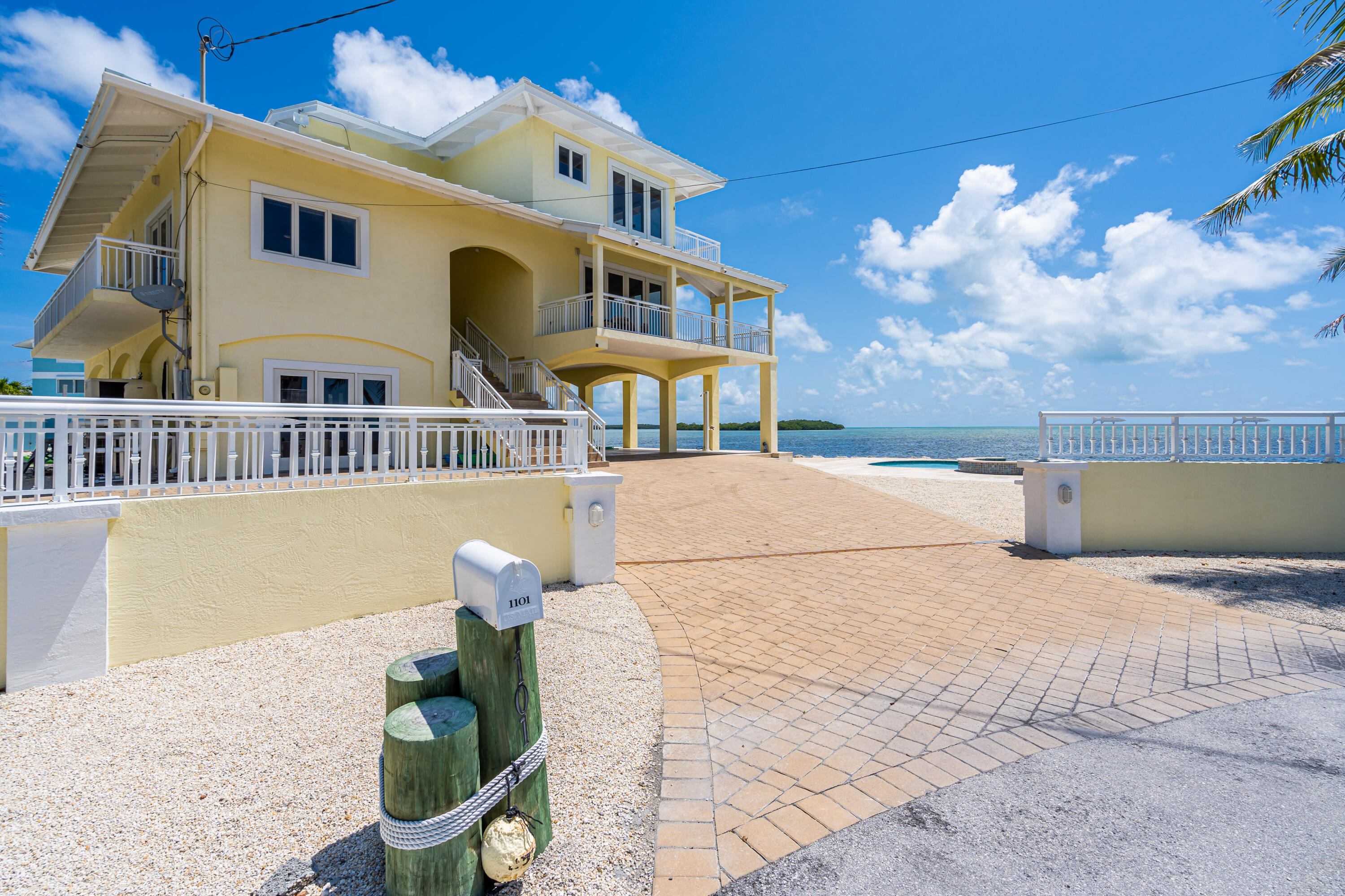 1101 Heron Road Key Largo, FL 33037 - Photo 14 of 69 1101HeronRd-14